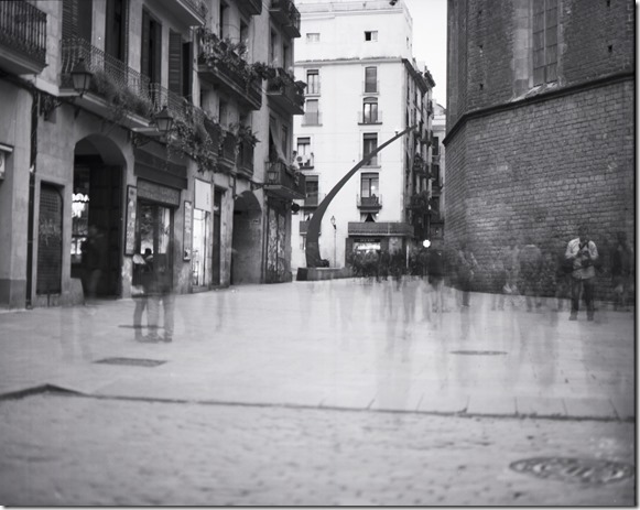 Geister vor der Kirche BW 1600